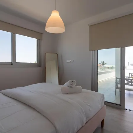 Harmonia 2-Br Apt In Livadia Larnaca Exterior photo
